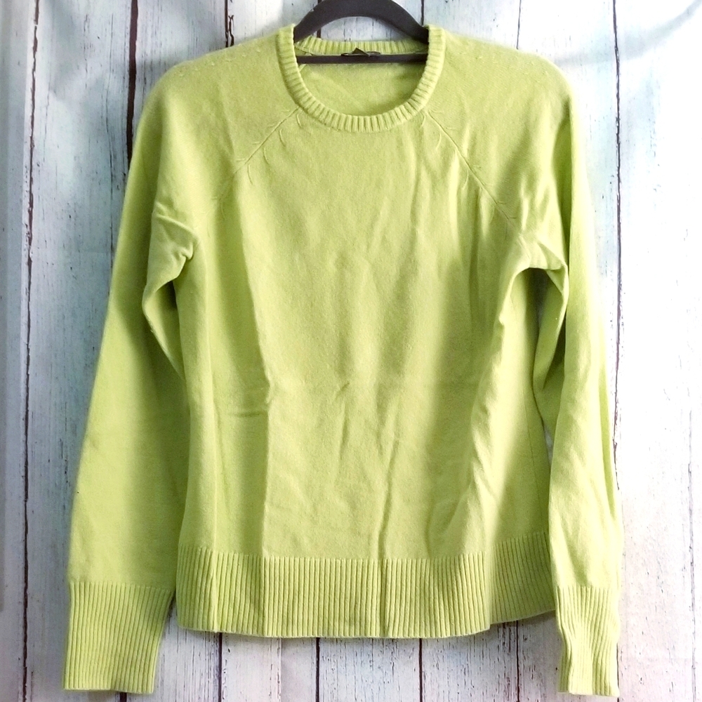 Ann Taylor Y2K Vintage Cashmere LIME Crewneck